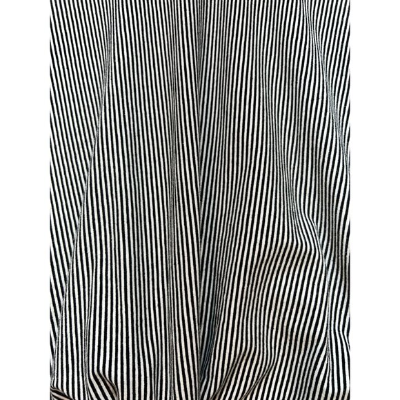 Belle & Sky Women's Twist Front Top Tiered Bell Sleeve Size M Black White Stripe - Picture 11 of 11